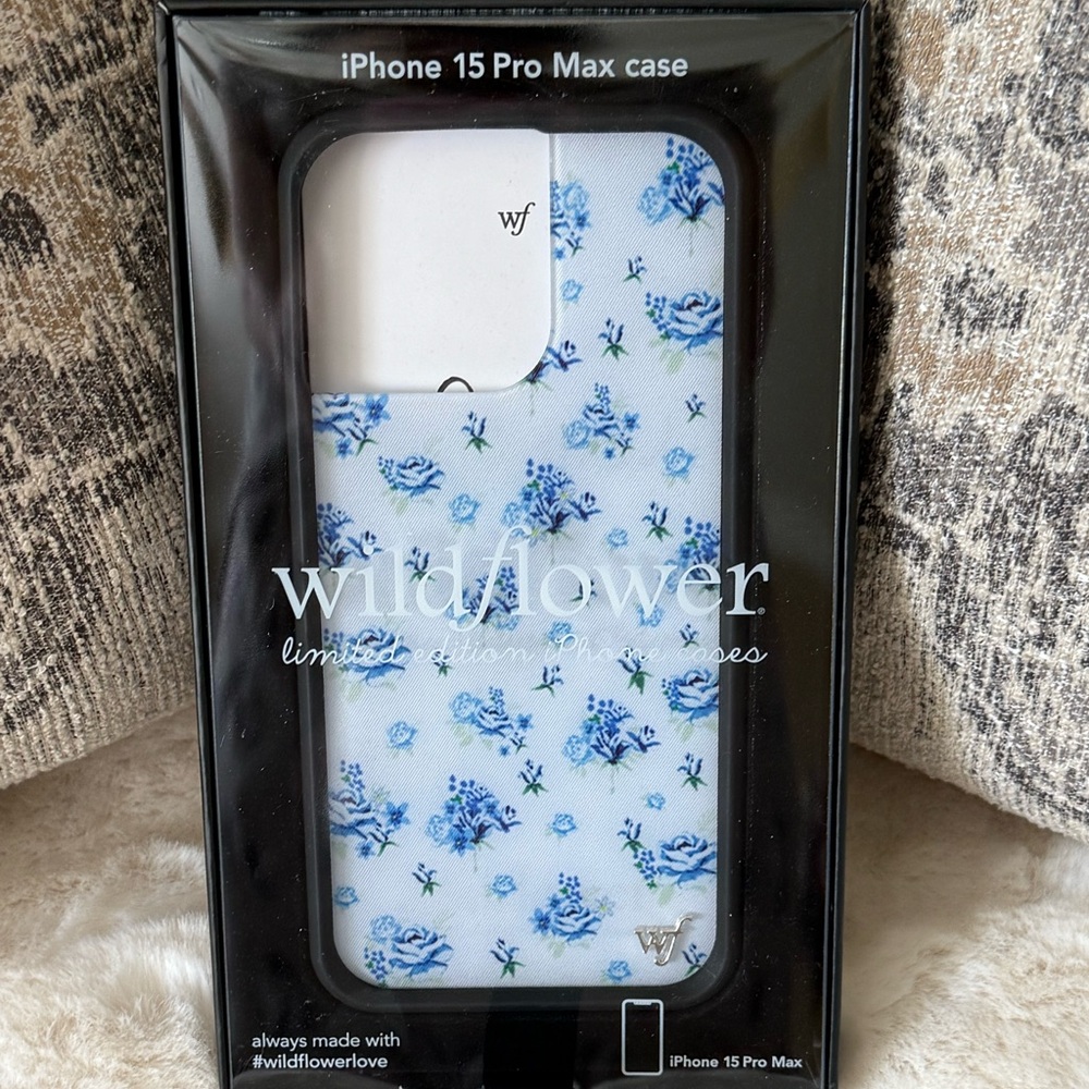 🌷Wildflower Blue Forget Me Not Flowers iPhone 15 Pro Max Phone Case
